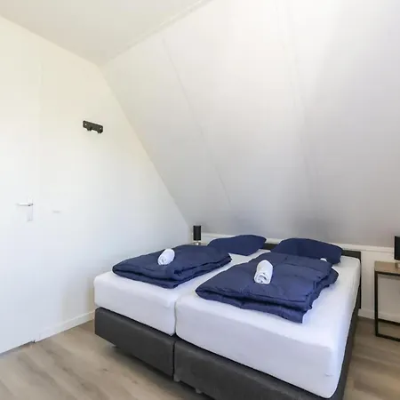 別荘 Holiday Home In Simonshaven Near Lake Beach, Cleaning Included *