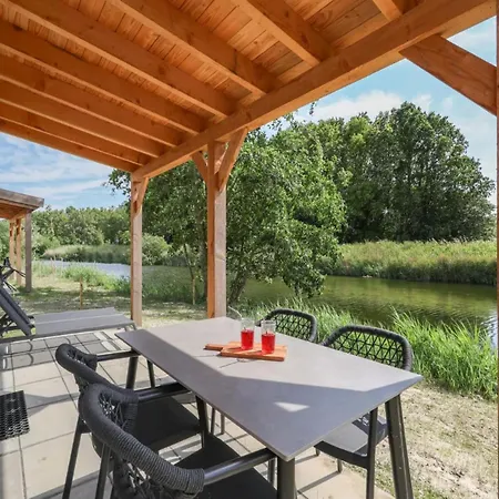 Holiday Home In Simonshaven Near Lake Beach, Cleaning Included Simonshaven